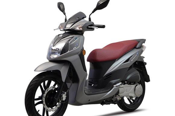 AutoClubZante - Scooter Moto  & ATV Rentals